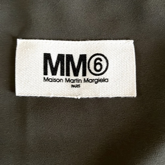 NWOT - MM6 Maison Margiela in Dark Green - approx $650 - 44 IT ≈ 8 US - Picture 11 of 14